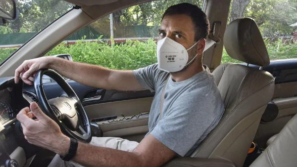 वैक्सीन पर कांग्रेस-बीजेपी में घमासान, राहुल के ट्वीट पर हर्षवर्धन का पलटवार