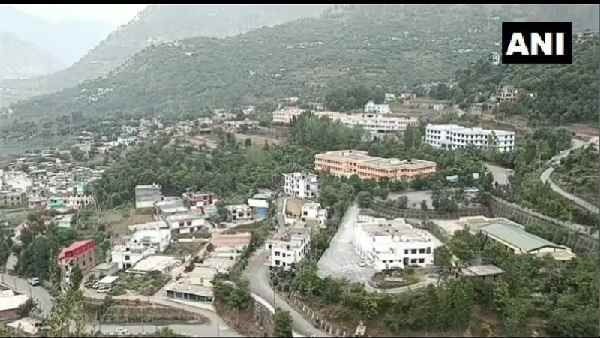 J&K: अब हम भी मजे लेंगे...रामबन के कडोला गांव में पहली बार खुशियों की बहार