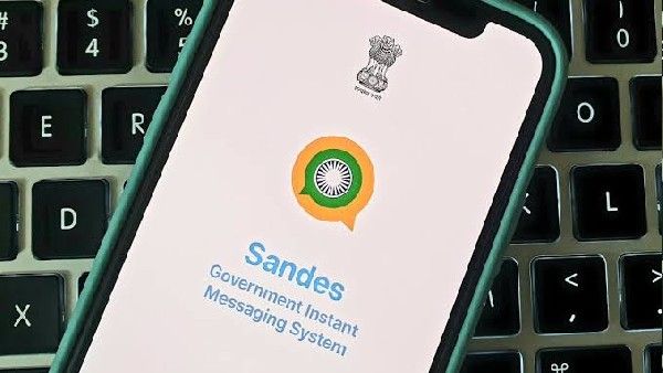 WhatsApp को टक्कर देने के लिए भारत का अपना Sandes ऐप, जानिए कैसे करता है काम
