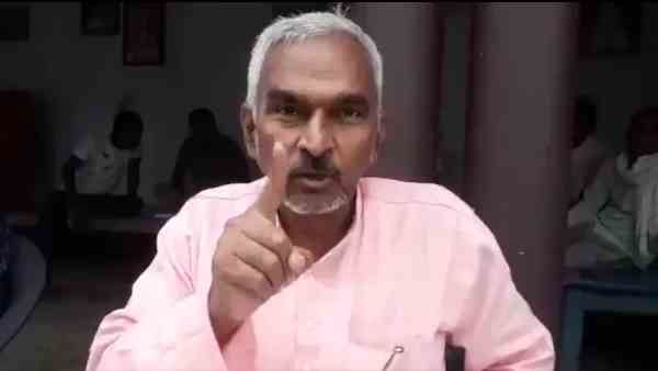 BJP विधायक सुरेंद्र सिंह की फिर फिसली जुबान, अखिलेश यादव को औरंगजेब तो ममता को बताया लंकिनी