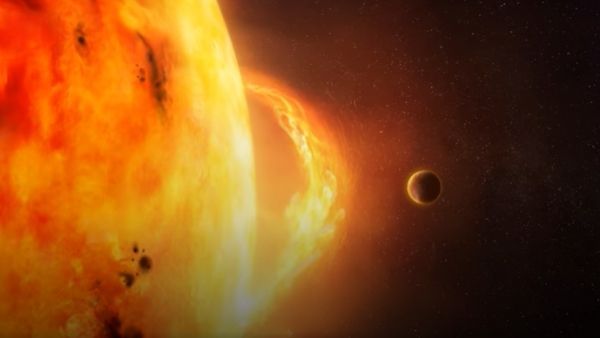 Solar Storm: सौर तूफान कर सकता है आपके मोबाइल पर अटैक, विशेषज्ञ ने कहा-रहें सावधान