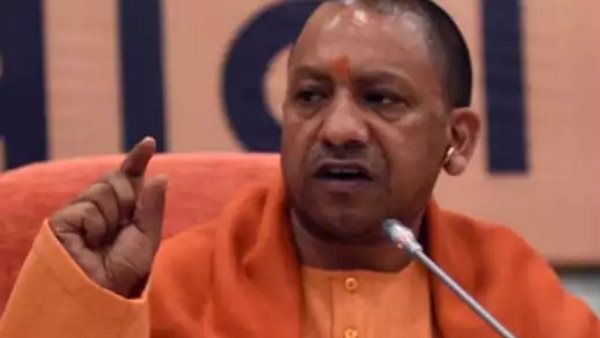 UP: कोरोना काल में 15 करोड़ लोगों को मिला 10 करोड़ कुंतल फ्री राशन