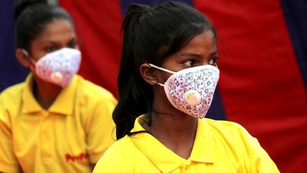 कोरोना की तीसरी लहर की आशंका के बीच कैसे बढ़ाएँ बच्चों में इम्यूनिटी