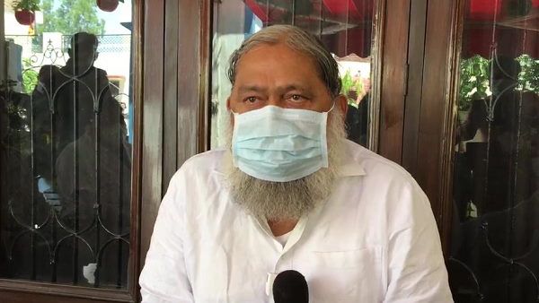 हरियाणा: मंत्री विज ने दिए सभी डीसी-एसपी व सीएमओ को निर्देश- टेस्टिंग बढ़ाएं, शादियों में भीड़ जमा न होने दें