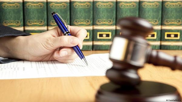 अंग्रेजी में चिट्ठी का हिंदी में जवाब देने के खिलाफ अदालत का आदेश