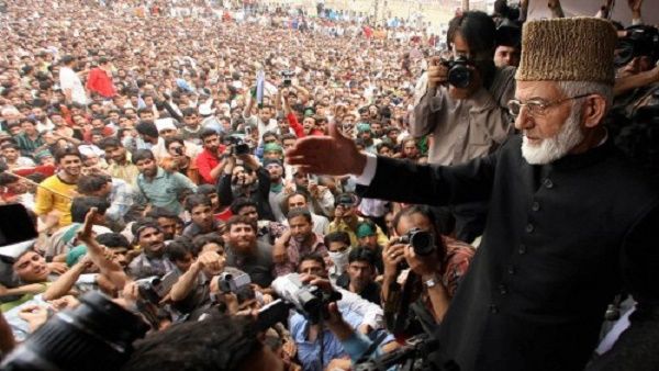 जम्मू कश्मीर: हुर्रियत संगठनों पर बड़ी कार्रवाई की तैयारी में केंद्र सरकार, UAPA के तहत किया जा सकता है बैन