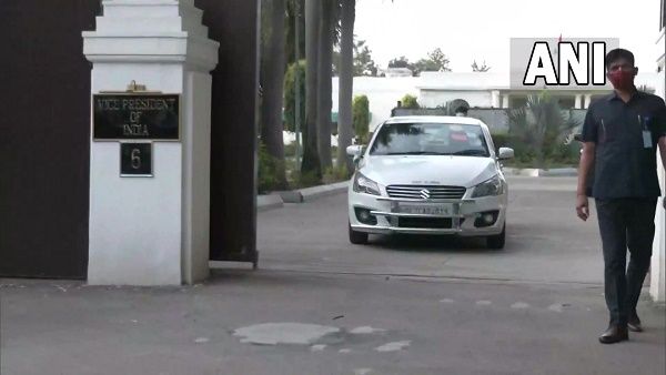 उपराष्ट्रपति वेंकैया नायडू के साथ केंद्रीय मंत्रियों की मीटिंग खत्म, राज्यसभा में हंगामे को देख हुए थे भावुक