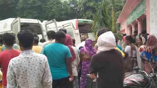 मिर्जापुर: पारिवारिक कलह से तंग आकर पिता ने अपने 4 बच्चों के संग खाया जहर, तीन की मौत