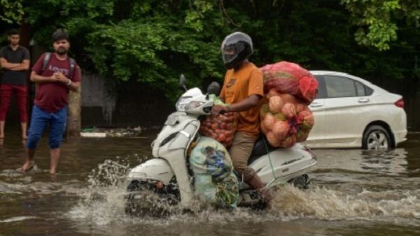 Weather Updates : कई राज्यों में भारी बारिश की आशंका, यूपी-बिहार में Yellow Alert
