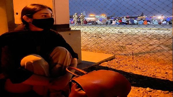 'पूरी जिंदगी छोड़, एक मरी आत्मा अपने साथ ले गई..' तालिबान के डर से भागी फोटोग्राफर रोया हैदरी