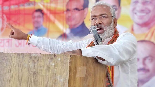 बिहार में NDA का सहयोगी VIP यूपी चुनाव में BJP को देगा चुनौती, 165 सीटों पर बढ़ेगी मुश्किलें