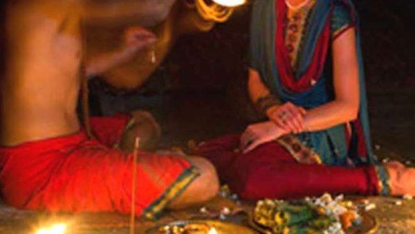 बेटे की चाह में मां से ज्यादती, तांत्रिक ने निर्वस्त्र कर शरीर पर लगवाई राख