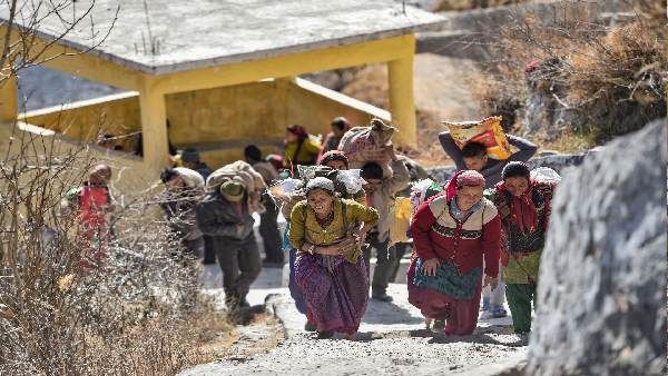 उत्तराखंड: डीएम सहित अधिकारी करेंगे दूरस्थ क्षेत्रों के गांवों का भ्रमण, यह है कारण