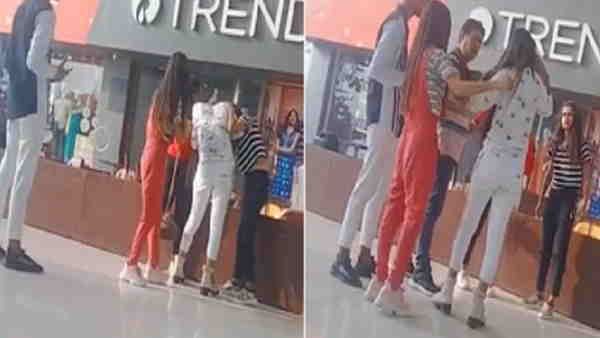 Boyfriend के लिए मुजफ्फरपुर के शॉपिंग मॉल में लड़कियों ने चलाए लात-घूंसे, Viral हुआ Video