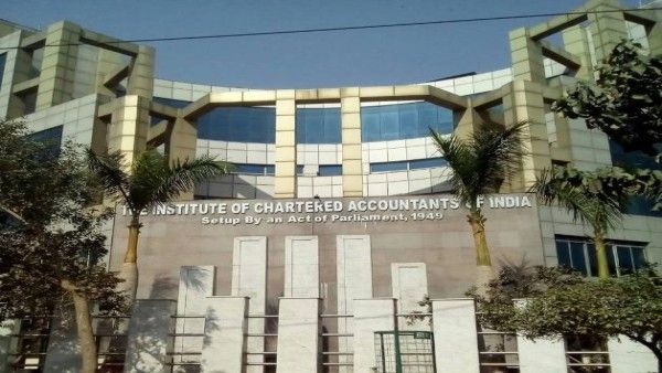 ICAI ने माफ की कोरोना के कारण अनाथ हुए छात्रों की सीए कोर्स की फीस
