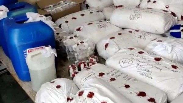 अब DRI ने दिल्ली-नोएडा में पकड़ी 37 किलो हेरोइन, गुजरात कनेक्शन की हो रही है जांच