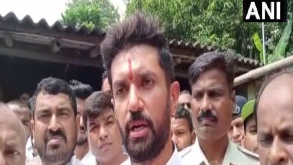 रामविलास पासवान की पहली पुण्यतिथि दिल्ली में मनाई जाएगी, चिराग ने राष्ट्रीय नेताओं को किया आमंत्रित