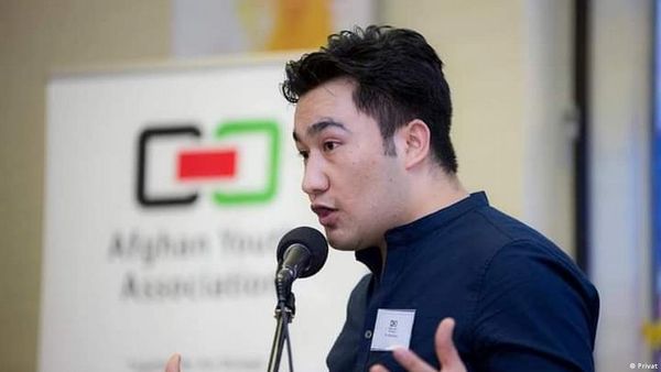 ब्रिटेन में अफगान: सरहदें पार करने से नहीं छूटता वतन