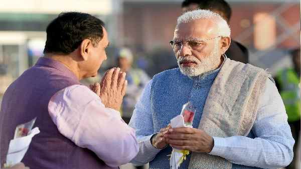 गुजरात: सीएम विजय रुपाणी की छुट्टी का असली कारण जानिए, बीजेपी इन राज्यों में भी कर सकती है बदलाव
