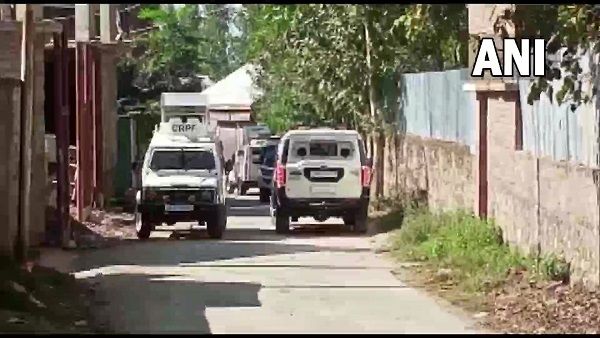 जम्मू कश्मीर: बांदीपोरा एनकाउंटर में 2 आतंकी ढेर, एक बीजेपी नेता की हत्या का था आरोपी