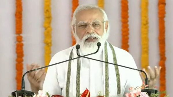 अलीगढ़ में पीएम मोदी बोले- मैं आज स्वर्गीय कल्याण सिंह की अनुपस्थिति बहुत ज्यादा महसूस कर रहा हूं