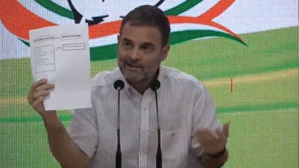 'देश आर्थिक और नेतृत्व संकट में..' राहुल गांधी का महंगाई को लेकर मोदी सरकार पर हमला