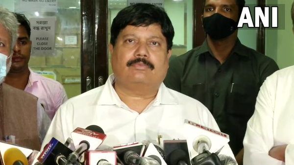 पश्चिम बंगाल: बीजेपी ने कहा- पहले भी EC नहीं करा पाया था निष्पक्ष चुनाव, उपचुनाव में भी गड़बड़ी का अंदेशा