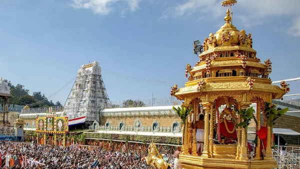 कोरोना वैक्‍सीनेटेड भक्‍तों को ही तिरुपति मंदिर में मिलेगी एंट्री, नहीं तो दिखानी होगी निगेटिव रिपोर्ट