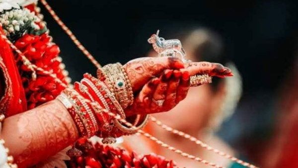 करवाचौथ पर पत्नी ने पूरी नहीं की ये ख्वाहिश, पति ने उठाया खौफनाक कदम