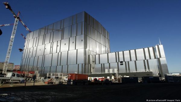 महंगी क्यों पड़ने लगी है सस्ती एटमी ऊर्जा