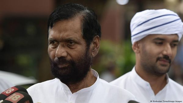 मरने के बाद क्यों सबके अपने हो गए रामविलास पासवान