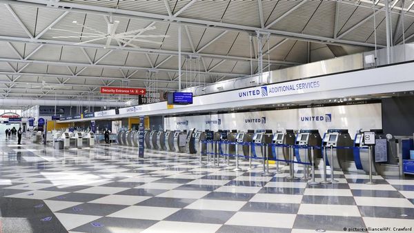 तीन महीने शिकागो हवाई अड्डे पर रहने वाला भारतीय बरी