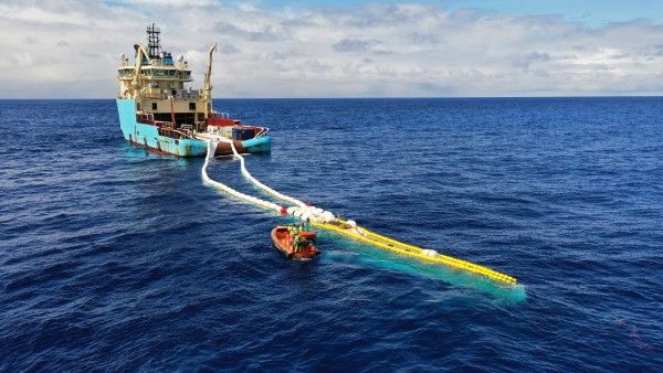 'Ocean Cleanup' का 'जेनी' महासागरों को बनाएगा प्लास्टिक मुक्त, 2040 तक 90% प्लास्टिक हटाने का लक्ष्य