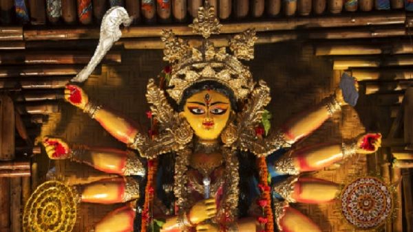 Navratri 2021: 'महाअष्टमी' पर कीजिए 'पुष्पांजलि मंत्र' से मां दुर्गा की पूजा, होगी हर इच्छा पूरी