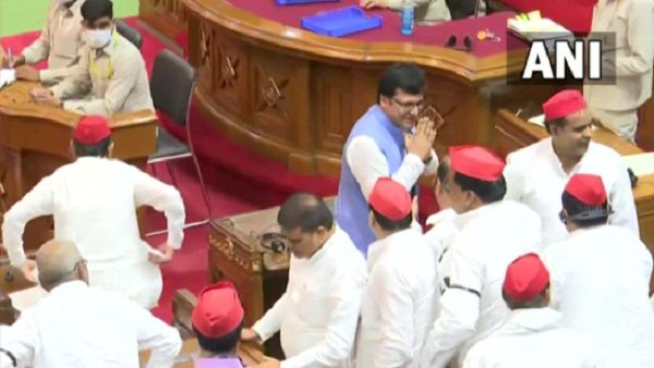 यूपी विधानसभा उपाध्यक्ष बने सपा विधायक नितिन अग्रवाल, मिले 304 वोट