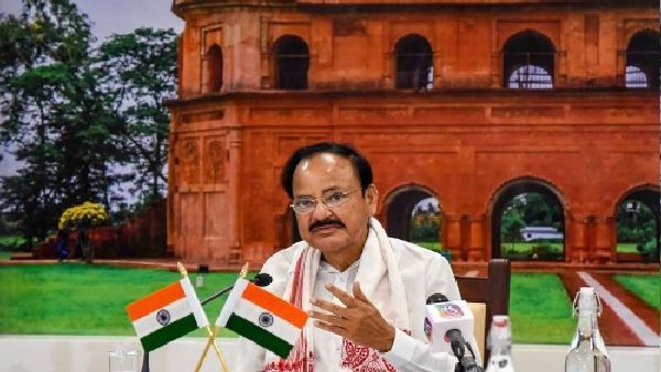 भगवा में गलत क्या है?- शिक्षा का भगवाकरण करने के आरोप पर बोले वेकैंया नायडू