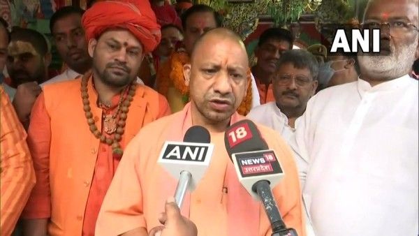 योगी सरकार का बड़ा फैसला, अब अगले साल होली तक लोगों को मिलेगा मुफ्त राशन