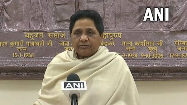 मायावती ने की UPTET पेपर लीक मामले की उच्च-स्तरीय जांच की मांग, कहा- छात्रों के भविष्य के साथ खिलवाड़ ठीक नहीं