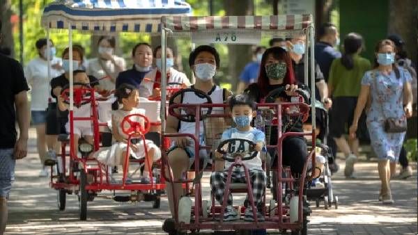 अगले साल सबसे ज्यादा आबादी वाला देश बनेगा भारत, चीन छूट जाएगा पीछे, UN रिपोर्ट में खुलासा