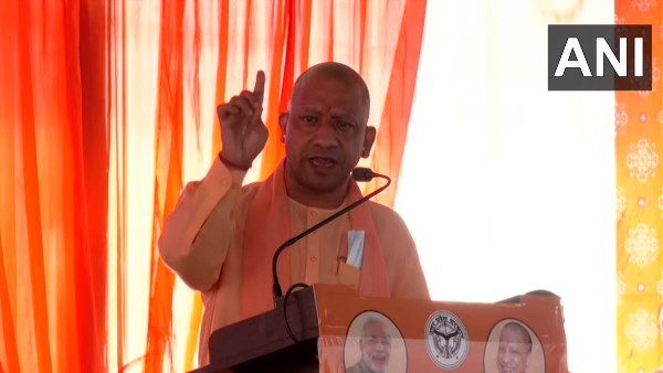 'जिन्ना' पर बयान देकर चौतरफा घिरे अखिलेश, CM योगी बोले- सपा प्रमुख को जनता से मांगनी चाहिए माफी