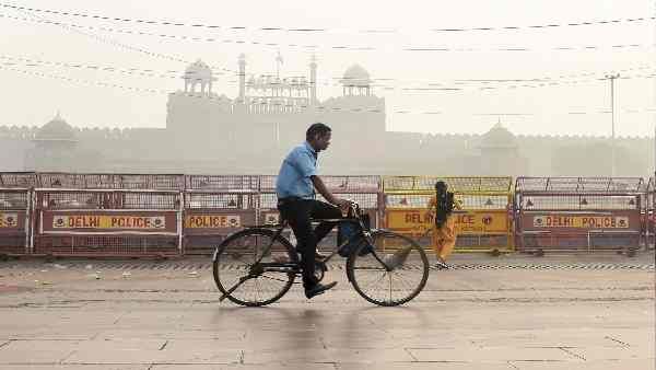 Delhi pollution:5 साल में दिवाली के बाद सबसे 'भयावह' हालात, जानिए हवा में घुले 'जहर' की स्थिति