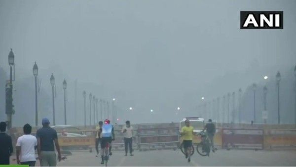 दिल्ली में अब प्रदूषण का कहर, हफ्तेभर में 100% बढ़े श्वांस, खांसी के मरीज- सर्वे