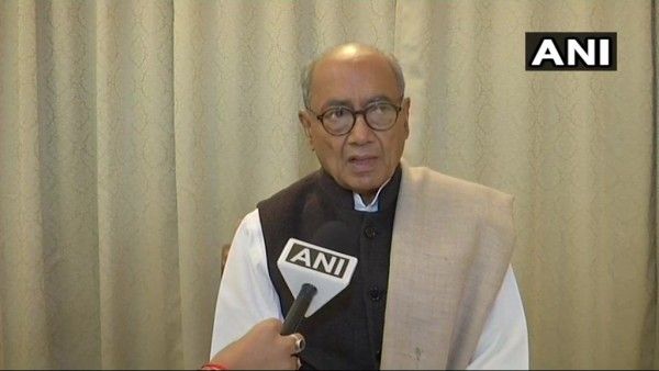 सावरकर ने गाय को नहीं माना माता, उन्हें बीफ खाने से नहीं थी कोई आपत्ति: कांग्रेस नेता दिग्विजय सिंह