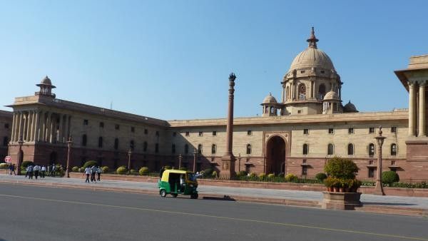 IAS अजय कुमार और आलोक टंडन को इन दो मंत्रालयों में मिली अहम जिम्मेदारी