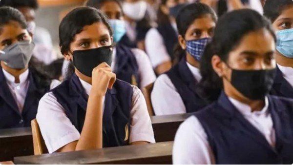 कोरोना के नए वेरिएंट ने बढ़ाई टेंशन, मुंबई में अब 15 दिसंबर को खुलेंगे इन कक्षाओं के स्‍कूल