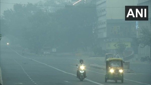 दिल्ली में वायु प्रदूषण कम करने के लिए लॉकडाउन लगाने से नहीं सुधरेंगे हालात, स्थाई समाधान की जरूरत- विशेषज्ञ