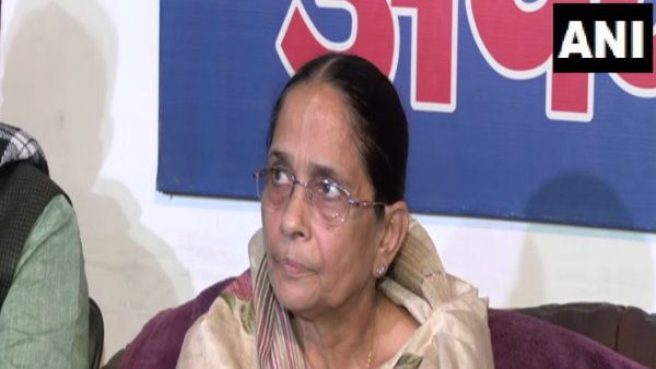 अपना दल की अध्यक्ष कृष्णा पटेल ने की अखिलेश से मुलाकात, बोलीं- बहुत जल्द हम संयुक्त मंच पर दिखाई देंगे