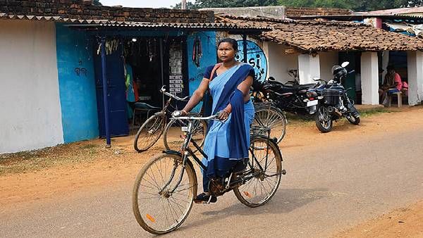Matilda Kullu: फोर्ब्स की ताकतवर भारतीय महिलाओं की लिस्ट में आशा वर्कर का तीसरा स्थान, जानिए कौन हैं मतिल्दा