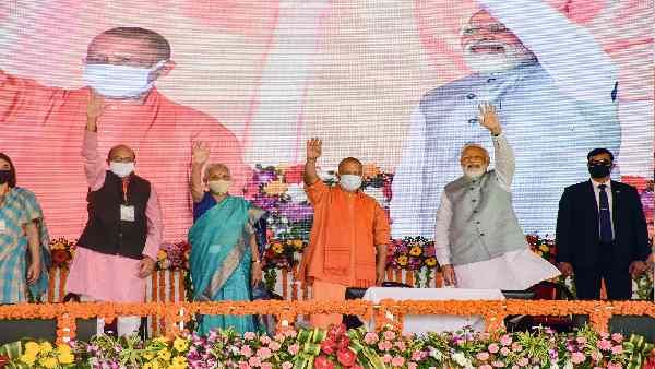 यूपी में श्रीपति मिश्रा का जिक्र कर पीएम मोदी ने सिर्फ ब्राह्मण कार्ड नहीं खेला है, पूरी रणनीति समझिए