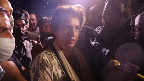 लखीमपुर खीरी जाते समय प्रियंका गांधी की गिरफ्तारी पर NHRC ने लिया एक्शन, पुलिस अफसरों के खिलाफ केस दर्ज